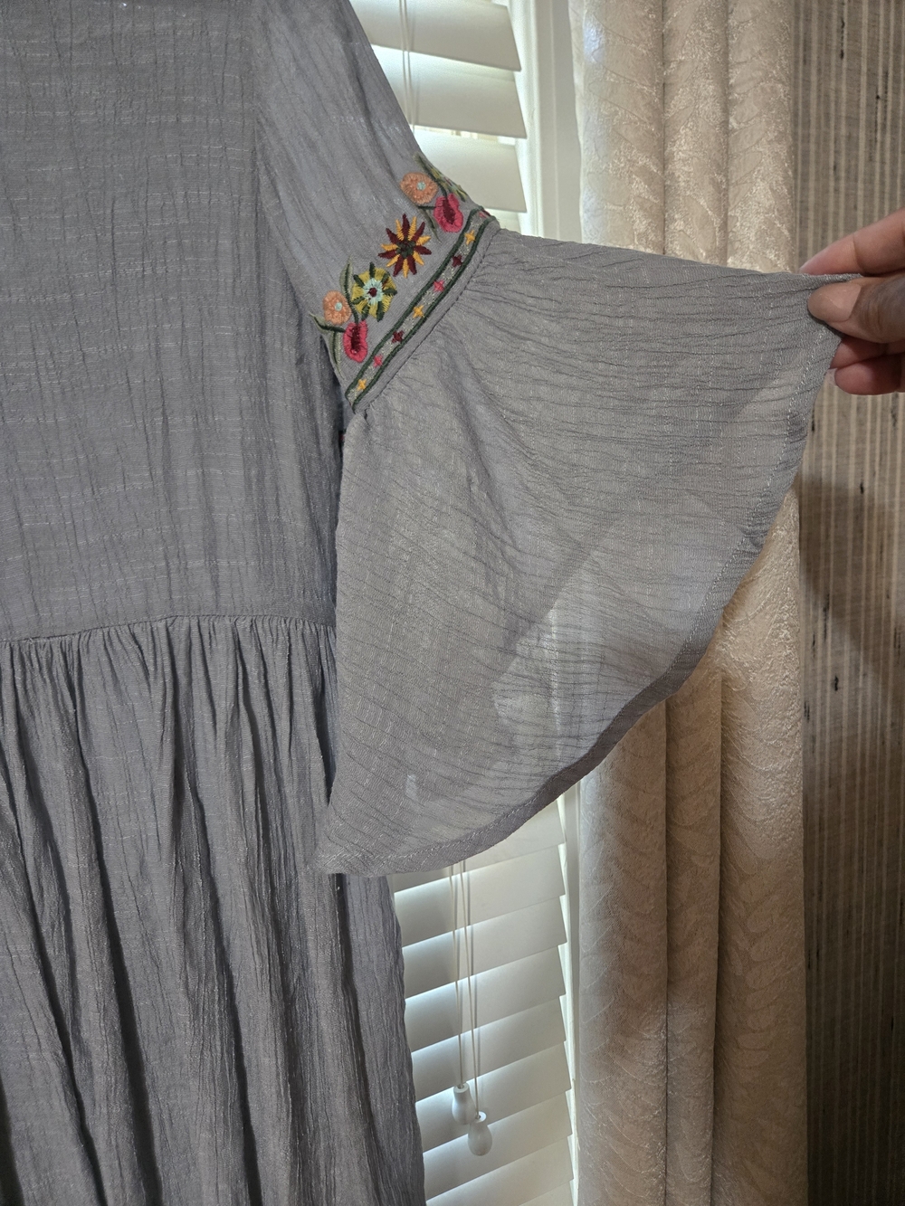 NWOT Umgee Grey Embroidered Floral Boho Long Sleeve Dress - Picture 4 of 6